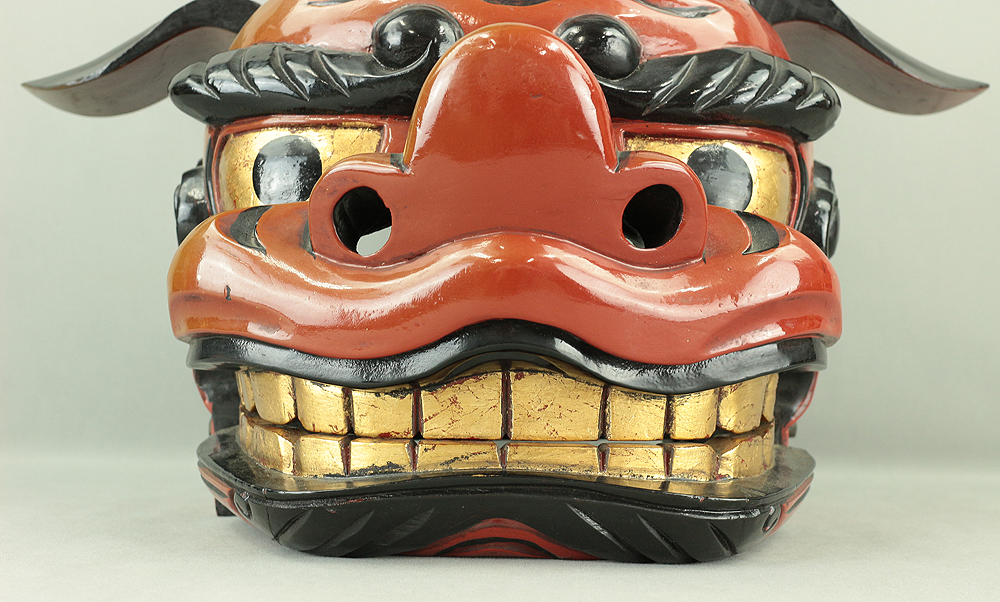 Shishigashira Japanese Old lacquered Gilt with eyes and tooth Shishimai  head Mask Kagura Lion head Shinto tool ornament Okimono V708
